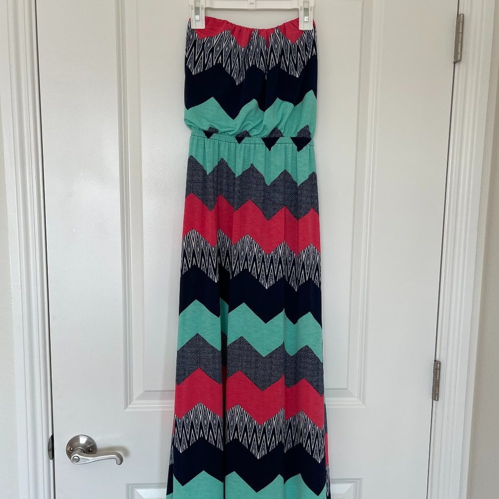 Three Pink Hearts Maxi Dress by Trixxie
